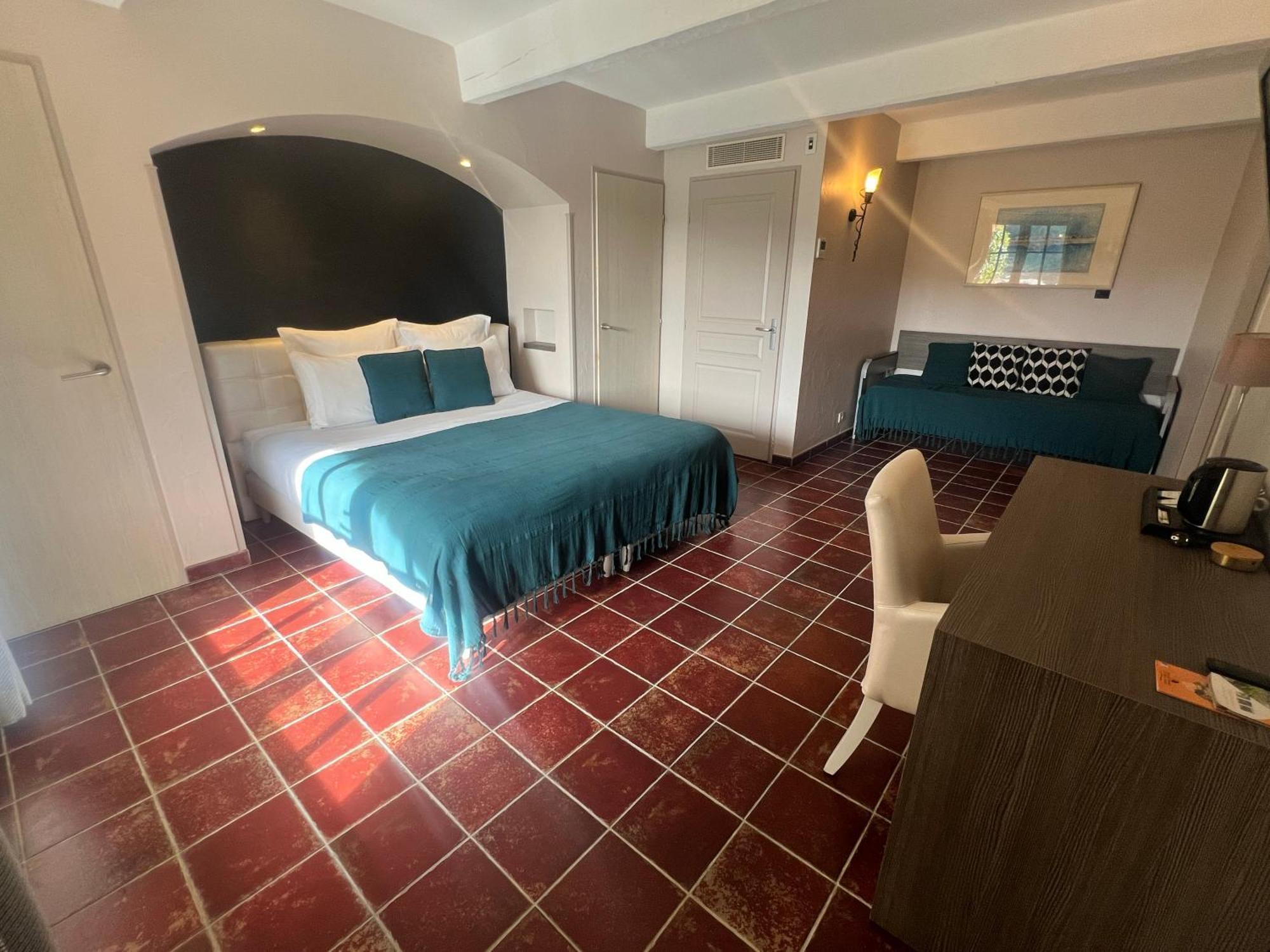 Logis Hotel Restaurant La Bergerie Aragon Εξωτερικό φωτογραφία