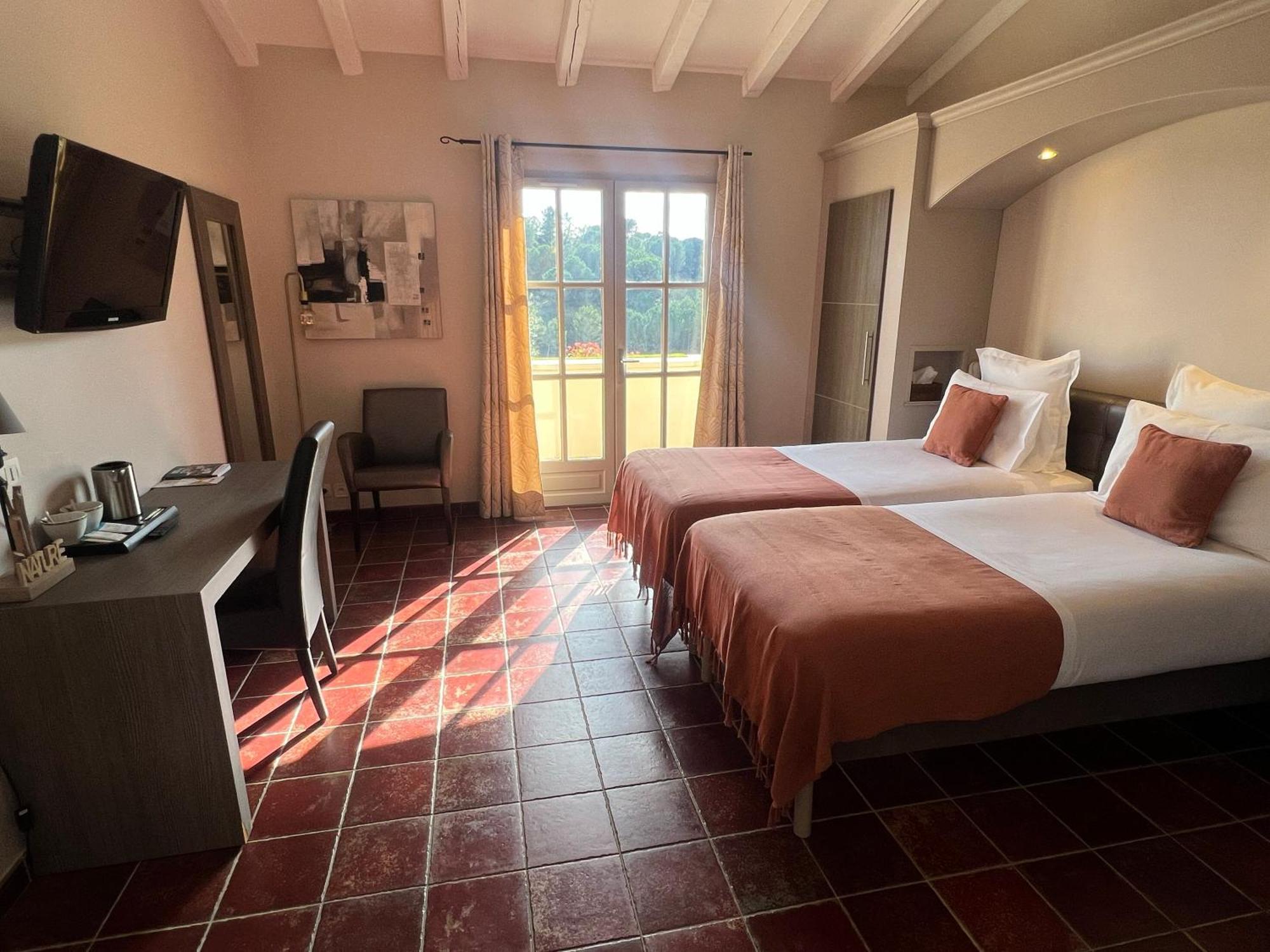 Logis Hotel Restaurant La Bergerie Aragon Εξωτερικό φωτογραφία